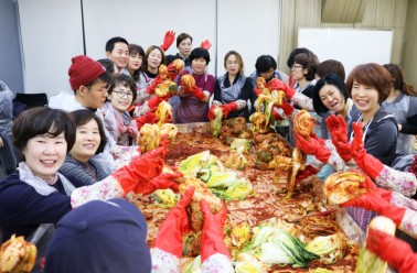 ‘칼로커트’ (주)두드림, 사랑의 김장 나누기